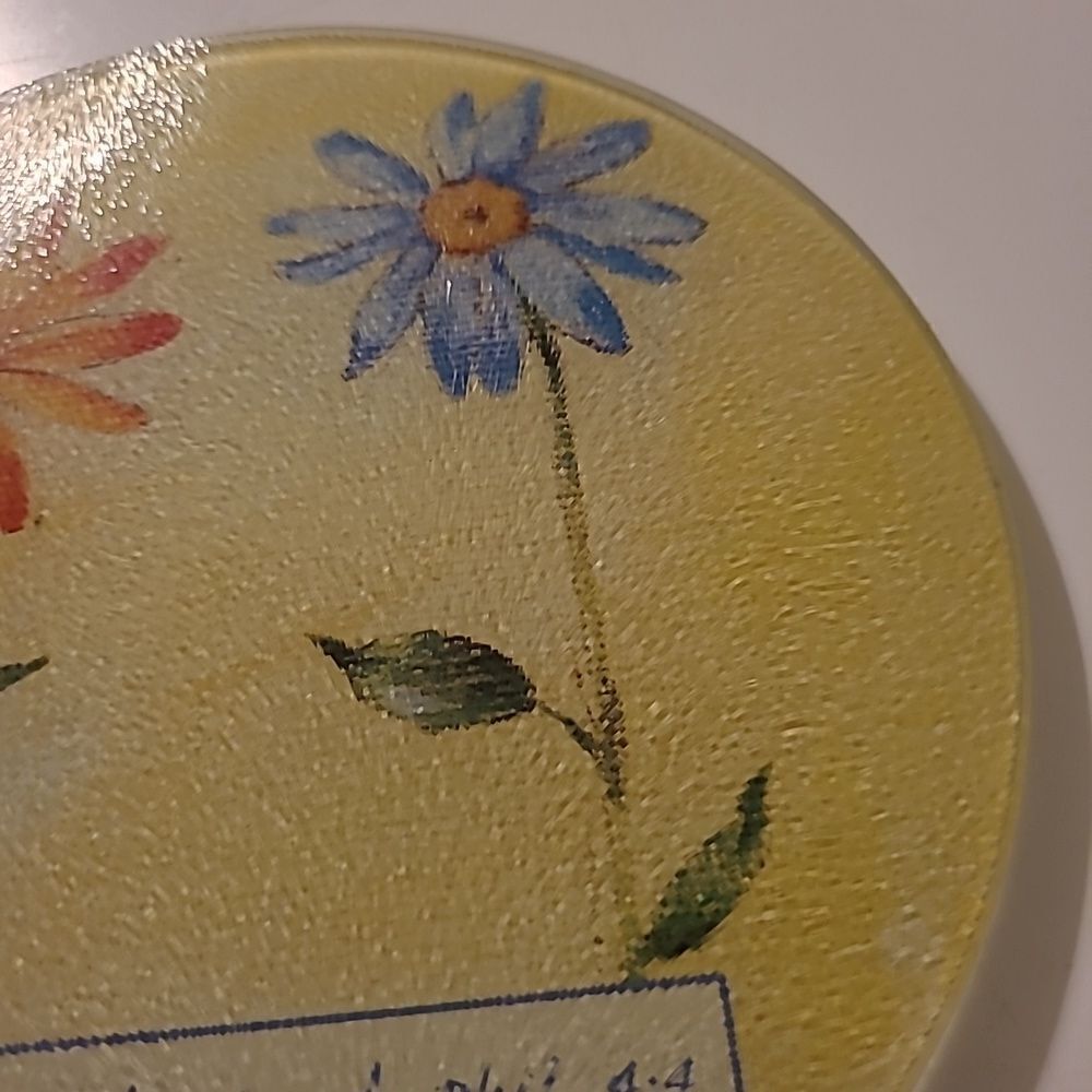 Glass Footed Trivet - Picture 3 of 5